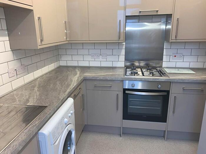 3 Bedroom Maisonette To Rent In Filton Road, Horfield, Bristol, BS7