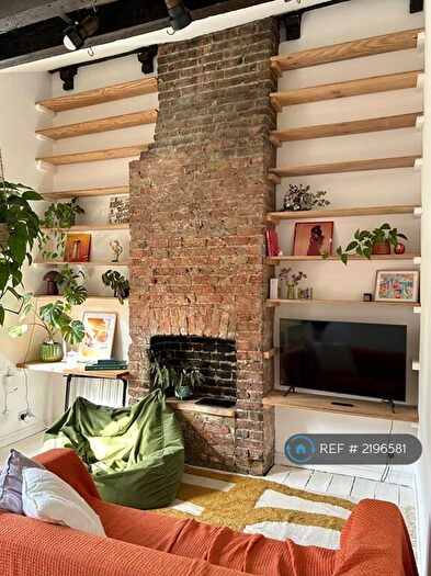 2 Bedroom Flat To Rent In Columbia Road, London, E2