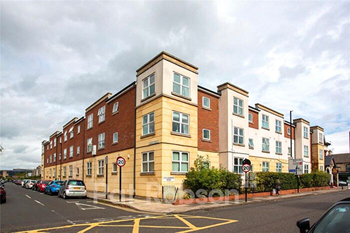 2 Bedroom Apartment For Sale In Collingwood Mews, Gosforth, Newcastle Upon Tyne, NE3