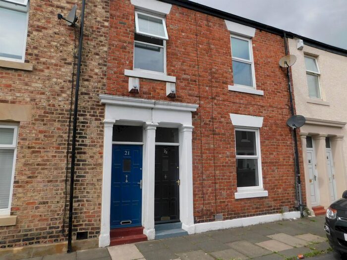 2 Bedroom Flat To Rent In Coburg Street, North Shields, NE30