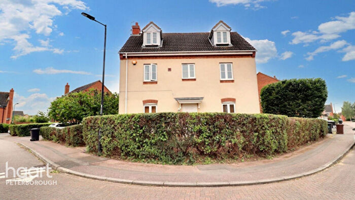 4 Bedroom Detached House For Sale In Crystal Drive, Peterborough, PE2