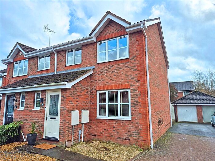 3 Bedroom Semi Detached House For Sale In Ropewalk Avenue, Leominster, HR6