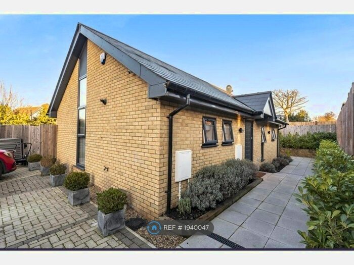 2 Bedroom Bungalow To Rent In Northcote Road, Sidcup, DA14