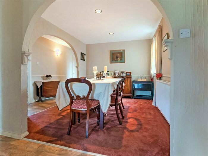 4 Bedroom Bungalow For Sale In Newliston Drive, Kirkcaldy, Fife, KY2