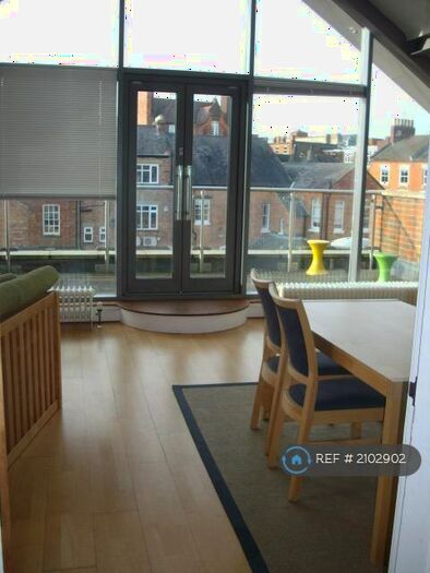 2 Bedroom Penthouse To Rent In Hazelwood Road, Northampton, NN1