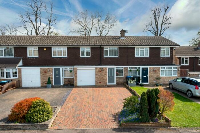3 Bedroom Terraced House To Rent In Connaught Close, Adeyfield, Hemel Hempstead, Hertfordshire, HP2