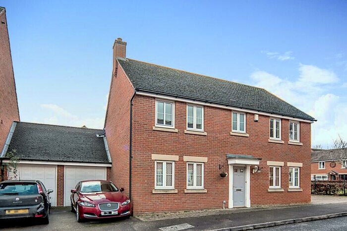 4 Bedroom Detached House To Rent In Wood End Close, Sharnbrook, MK44