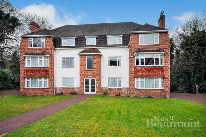 2 Bedroom Flat To Rent In Southend Road, Beckenham, BR3