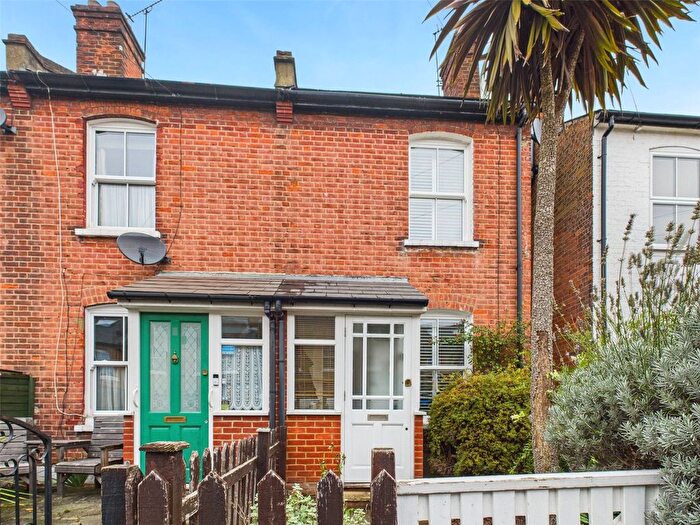 2 Bedroom End Of Terrace House To Rent In Radnor Gardens, Middlesex, TW1