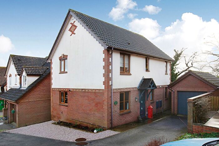 4 Bedroom Detached House For Sale In Highgrove Park, Teignmouth, TQ14