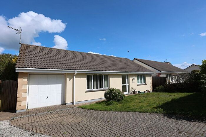 3 Bedroom Bungalow For Sale In Crown Road, Whitemoor, St Austell, PL26