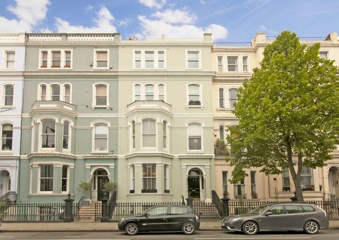 Studio To Rent In Ladbroke Grove, London, W11