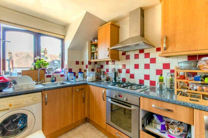1 Bedroom Flat To Rent In Dale Grove, , North Finchley, London, N12