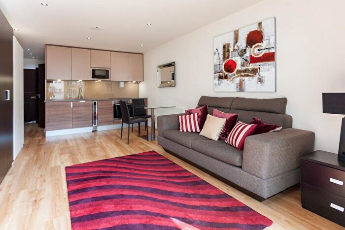 Studio To Rent In Boulevard Drive, Colindale, NW9