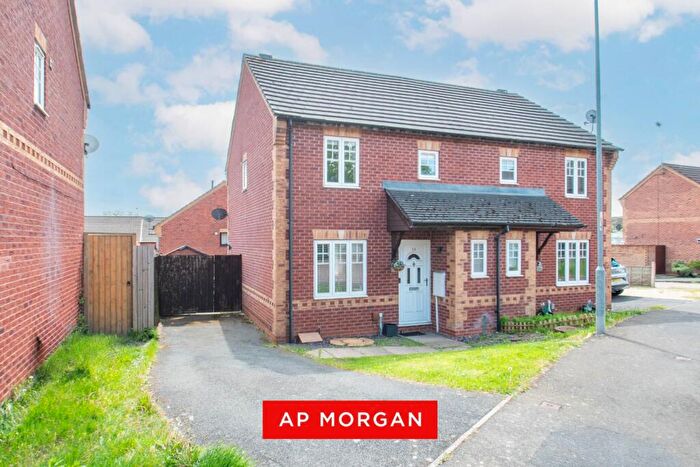 3 Bedroom Semi Detached House For Sale In Appletree Lane, Brockhill, Redditch, Worcestershire, B97