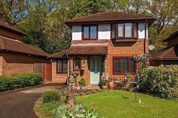 3 Bedroom Detached House For Sale In Sage Walk, Warfield, Bracknell, RG42