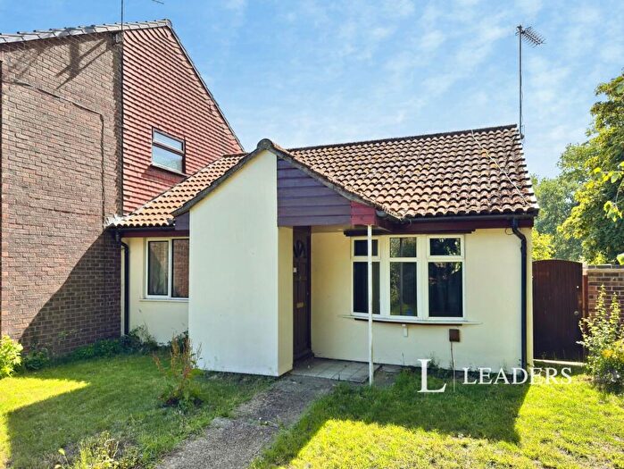 2 Bedroom Bungalow To Rent In Wentworth Way, Lowestoft, Suffolk, NR33