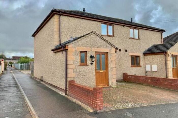 2 Bedroom Semi-Detached House To Rent In Fosse Close, Swindon, SN2