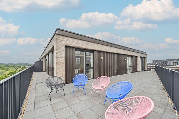 2 Bedroom Flat To Rent In Criterium House, Stratford, London, E20