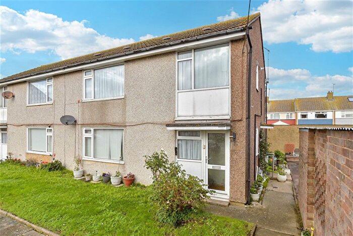 1 Bedroom Maisonette For Sale In Mentmore Road, Ramsgate, Kent, CT12