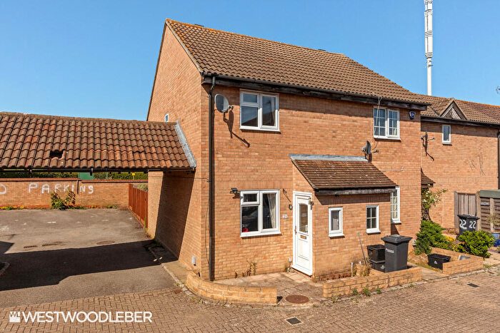 2 Bedroom Semi-Detached House To Rent In Jacksons Drive, Cheshunt, EN7