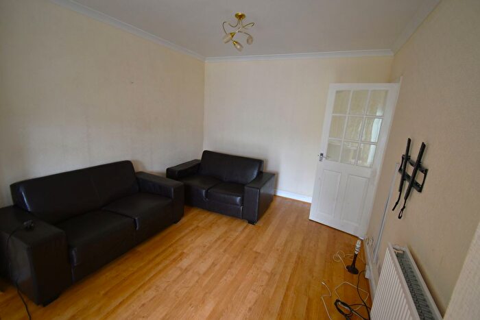 1 Bedroom Flat For Sale In Lynn Close, Harrow, HA3