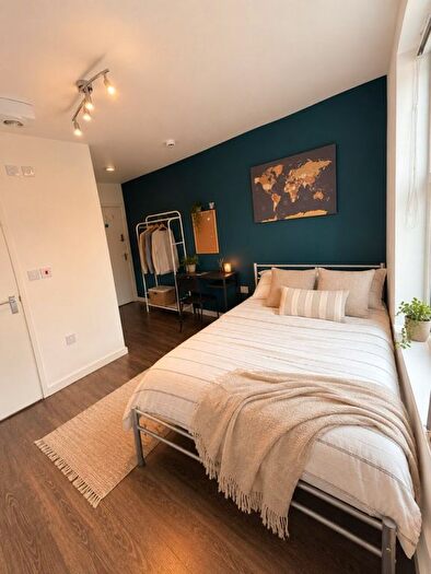 1 Bedroom Flat To Rent In Ormskirk Road, Wigan, WN5