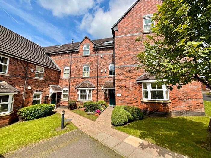 2 Bedroom Flat For Sale In The Crossings, Stone, ST15