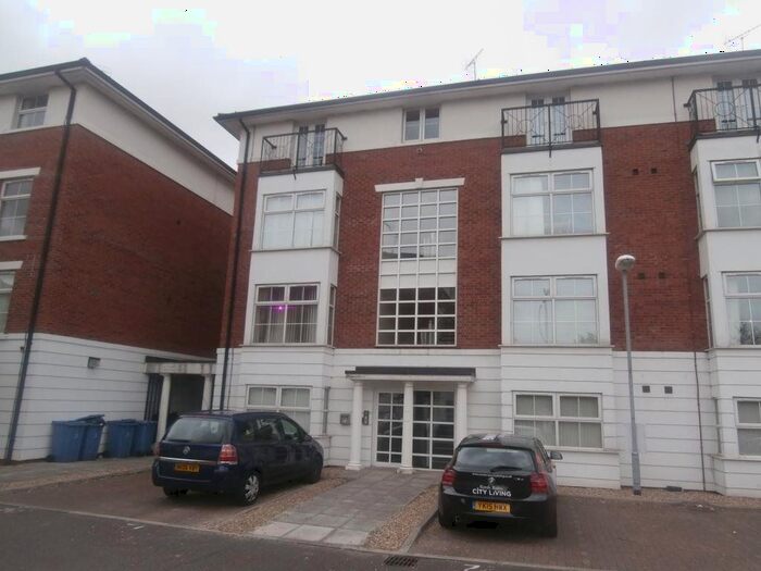 2 Bedroom Flat To Rent In Chancellor Court, Liverpool, Merseyside, L8