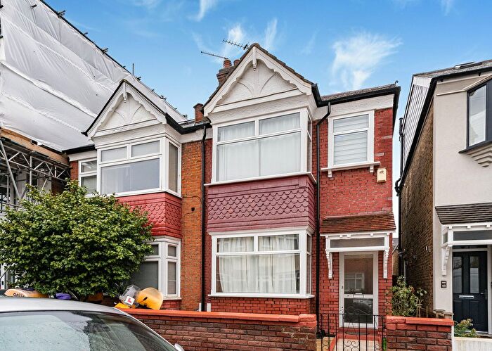 3 Bedroom Semi Detached House For Sale In Sydney Road, Ealing, Northfields, W13