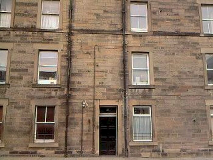 2 Bedroom Flat To Rent In Gardner's Crescent, Edinburgh, EH3