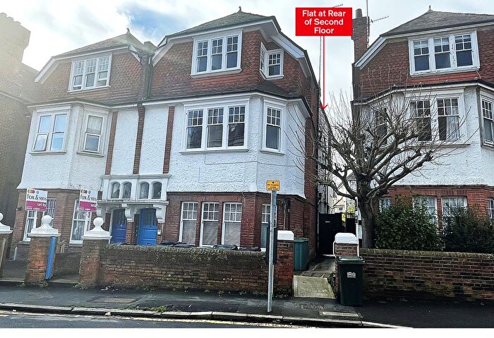 1 Bedroom Flat For Sale In Meads Street, Eastbourne, BN20