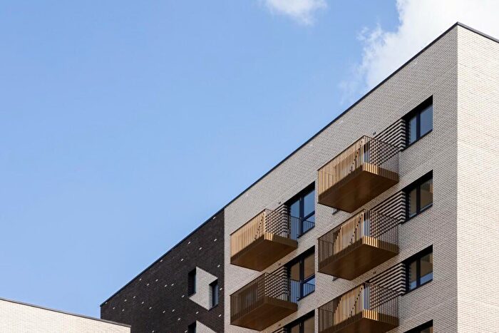 1 Bedroom Flat To Rent In Flat, Vanguard Way London, E17