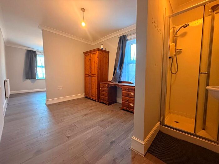 5 Bedroom House Of Multiple Occupation To Rent In Cranbury Road, Eastleigh, SO50