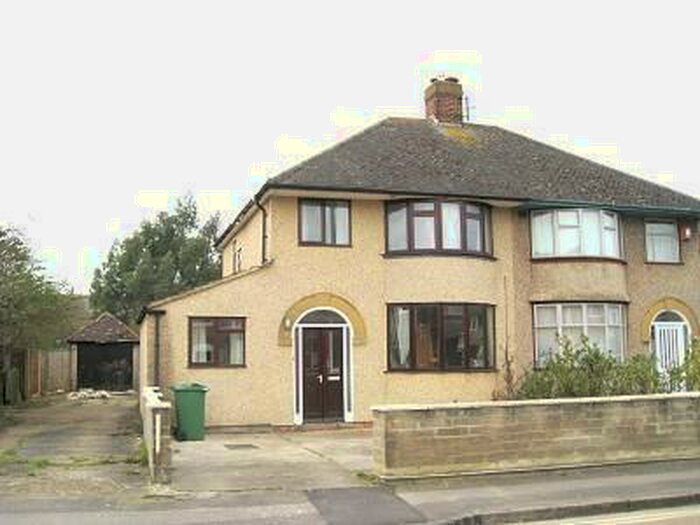 6 Bedroom Semi-Detached House To Rent In Bedroom Hmo For Sh, Lyndworth Close, OX3