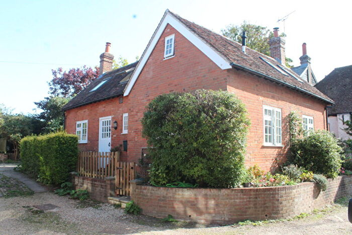 3 Bedroom Cottage For Sale In Storrington - Just Off Church Street, RH20