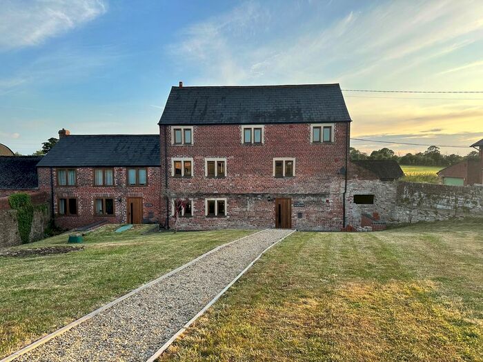 4 Bedroom Property To Rent In Westbury Road, Heywood, Westbury, BA13