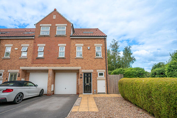 4 Bedroom End Of Terrace House For Sale In Woodland Mews, Thorp Arch, LS23
