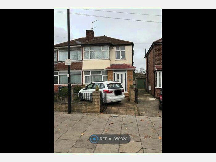 3 Bedroom Semi-Detached House To Rent In Bilton Road, Perivale, Greenford, UB6