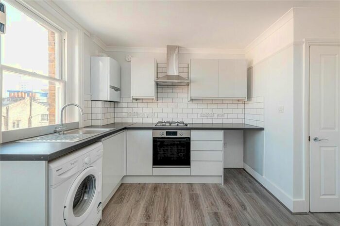 1 Bedroom Flat To Rent In Cleveland Street, London, W1T