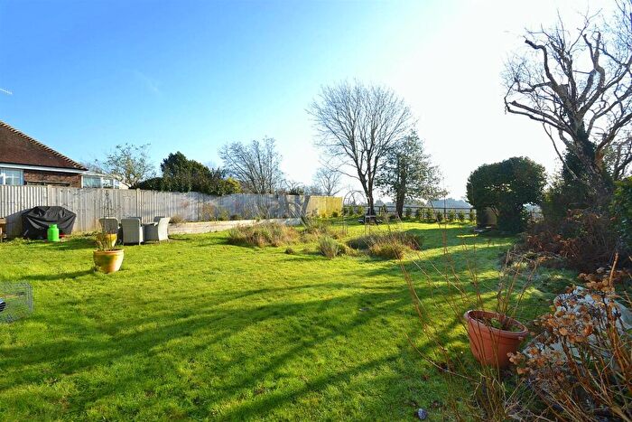 3 Bedroom Detached Bungalow For Sale In Sunny Ridge, Carters Corner, Hailsham, BN27