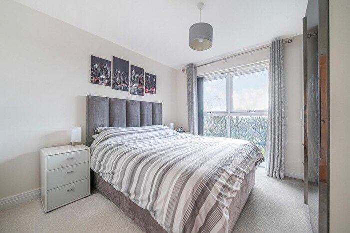 2 Bedroom Flat For Sale In Copeland House, Stevenage, Hertfordshire, SG1