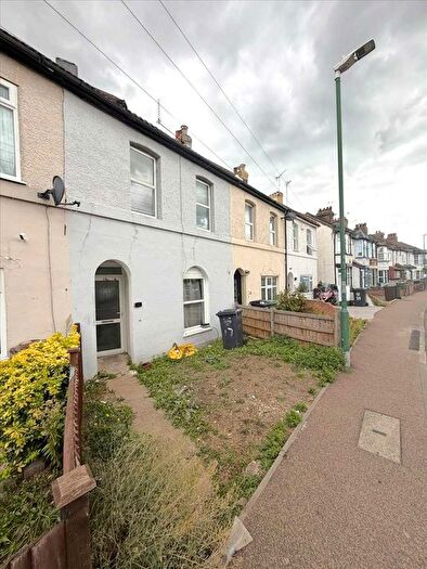 3 Bedroom Terraced House To Rent In Stanhope Road, Swanscombe, DA10