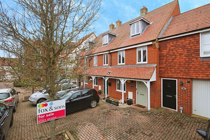 3 Bedroom Property For Sale In Lundy Walk, Hailsham, BN27