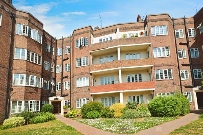 1 Bedroom Flat To Rent In Chiswick Village, London, W4