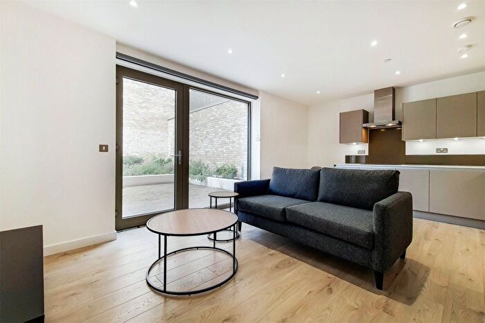 1 Bedroom Flat To Rent In Atlantis Avenue, London, E16