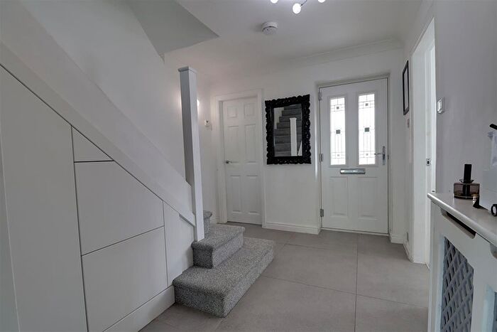 5 Bedroom Detached House For Sale In Cheriton Way, Wistaston, Crewe, CW2