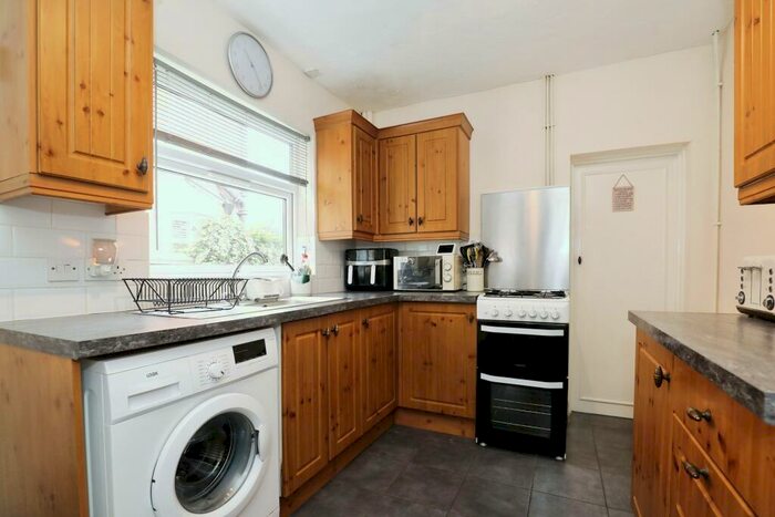 3 Bedroom Terraced House To Rent In Thirlestane Road, Northampton, NN4