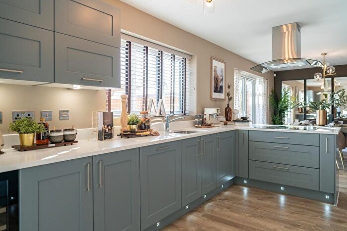 5 Bedroom Detached House For Sale In Pheasant Hill Park, Rossington, DN11