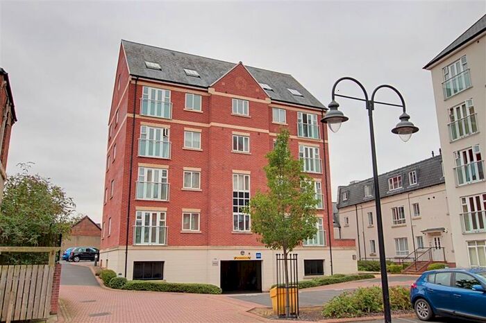 1 Bedroom Flat To Rent In Ushers Court, Trowbridge, BA14